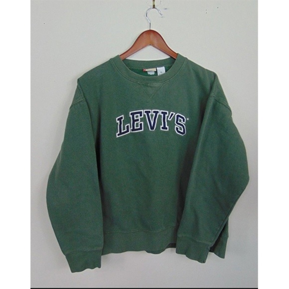 levi's green sweatshirt